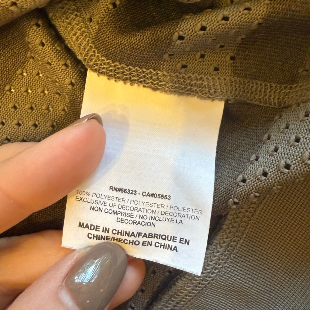 Nike Dri-Fit Mesh Crewneck Shirt Grey striped Medium Athleisure - Picture 4 of 6